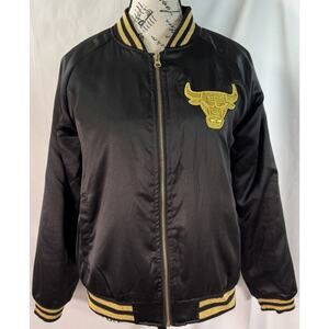 NBA UNK Chicago Bulls Black With Gold Satin Bomber Jacket Size Womens Small